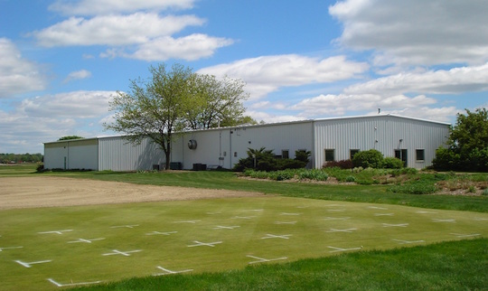  The Hancock Center Turfgrass Lab (research.msu.edu). 