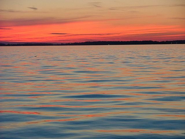  Sunset on Grand Lake St. Marys .By Bruin - wikimedia.org 